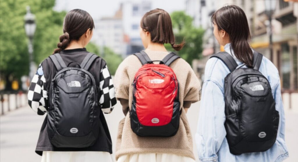 ノースフェイス ビッグショットが女子に人気の理由